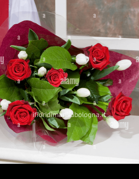 BOUQUET DI TULIPANI E ROSE ROSSE » Acquista online fiori e piante con invio e  consegna a domicilio a Bologna